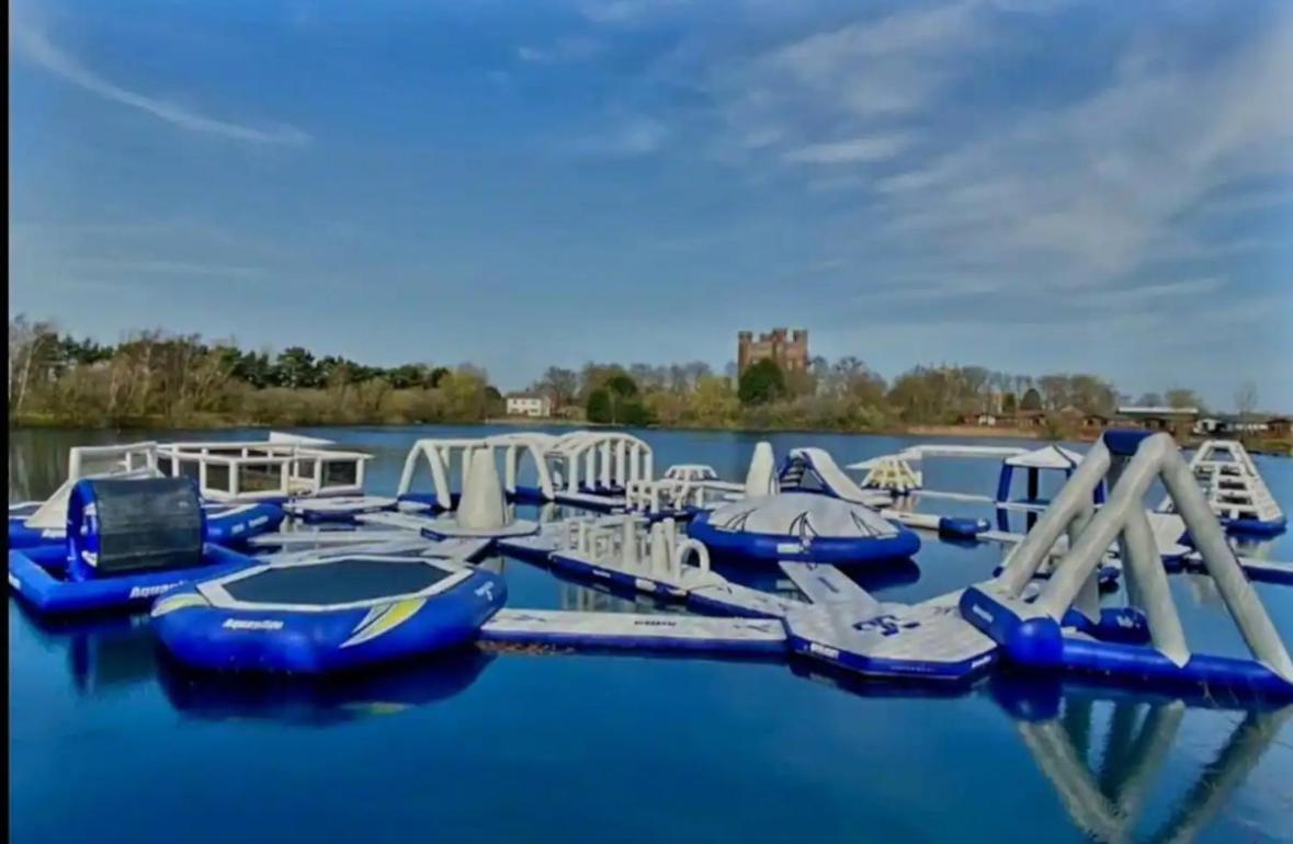15 Kestrel Close Hot Tub Retreat Tattershall Extérieur photo